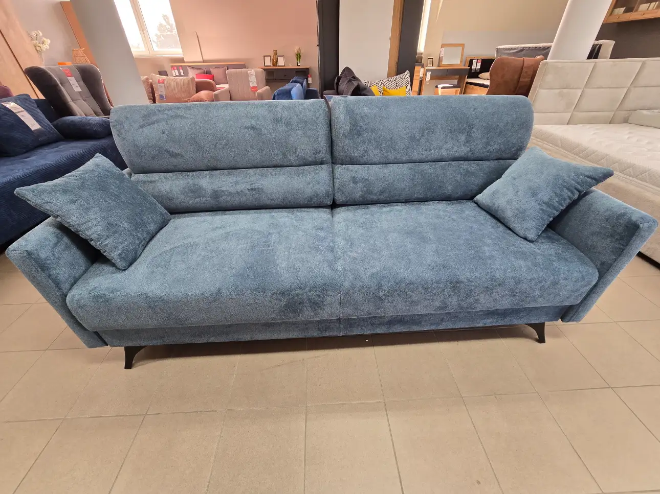 Best Meble Sofa CARMEN z funkcja spania DL i pojemnikiem granatowa