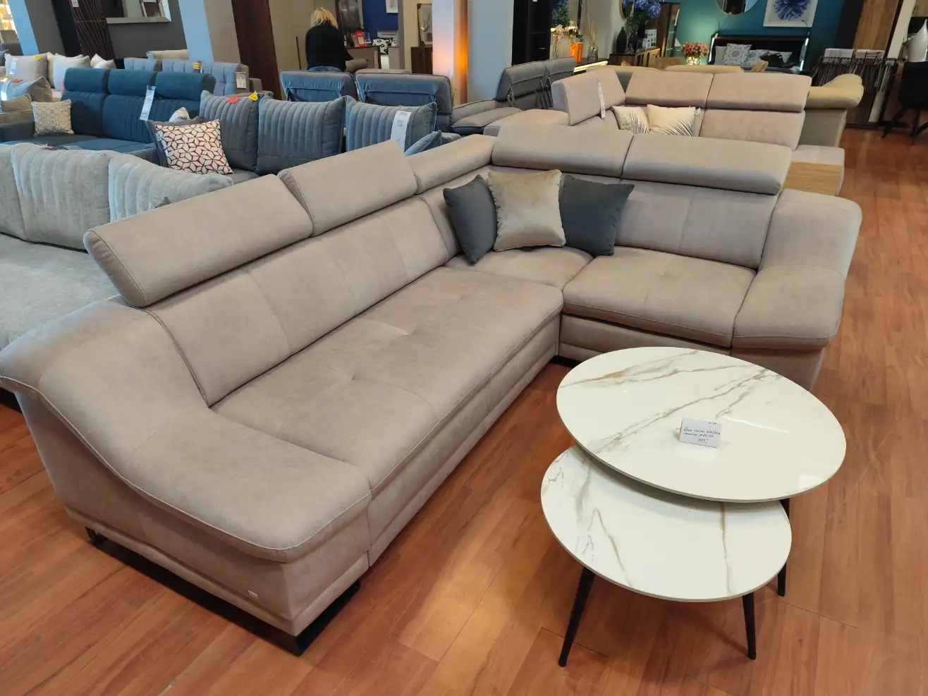 Meblomak Narożnik SORANO z funkcją spania i pojemnikiem 2,5RL-N-1PP Meblomak Narożnik SORANO z funkcją spania i pojemnikiem 2,5RL-N-1PP