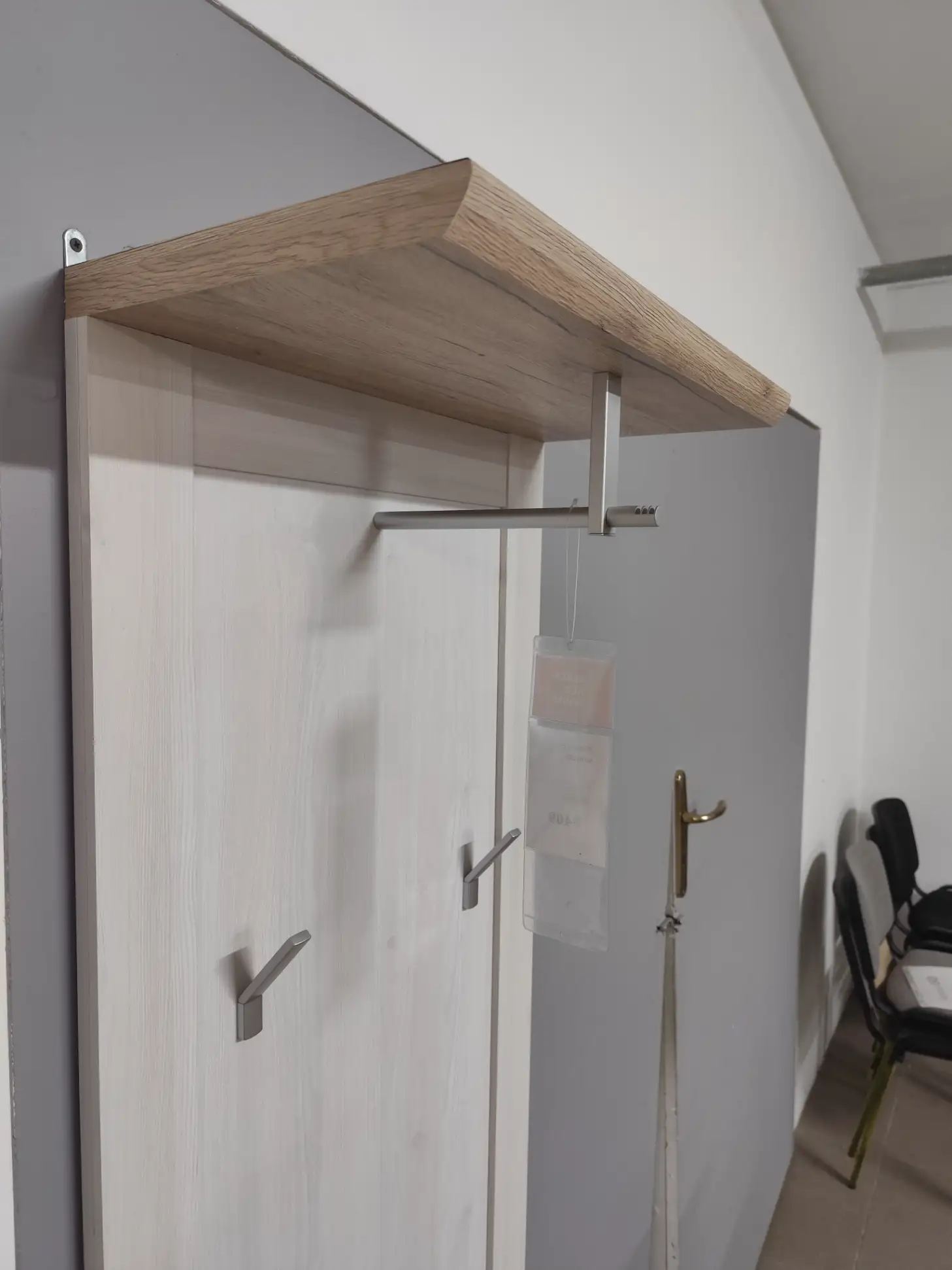 Black Red White Wieszak ścienny ROMANCE dąb san remo jasny Black Red White Wieszak ścienny ROMANCE dąb san remo jasny