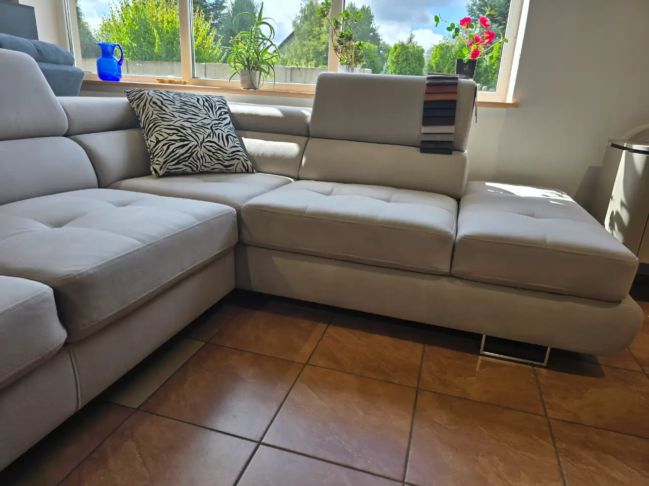 Benix Narożnik LUTON z funkcją spania 275 x 225 cm