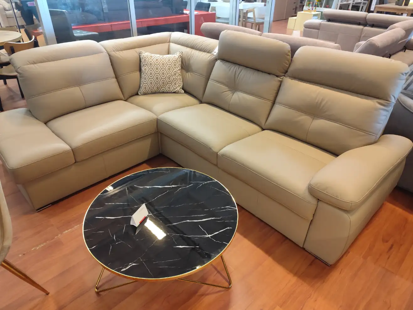 Bydgoskie Meble Narożnik LEGEND skóra naturalna z funkcją spania i pojemnikiem 269 x 215 cm Bydgoskie Meble Narożnik LEGEND skóra naturalna z funkcją spania i pojemnikiem 269 x 215 cm