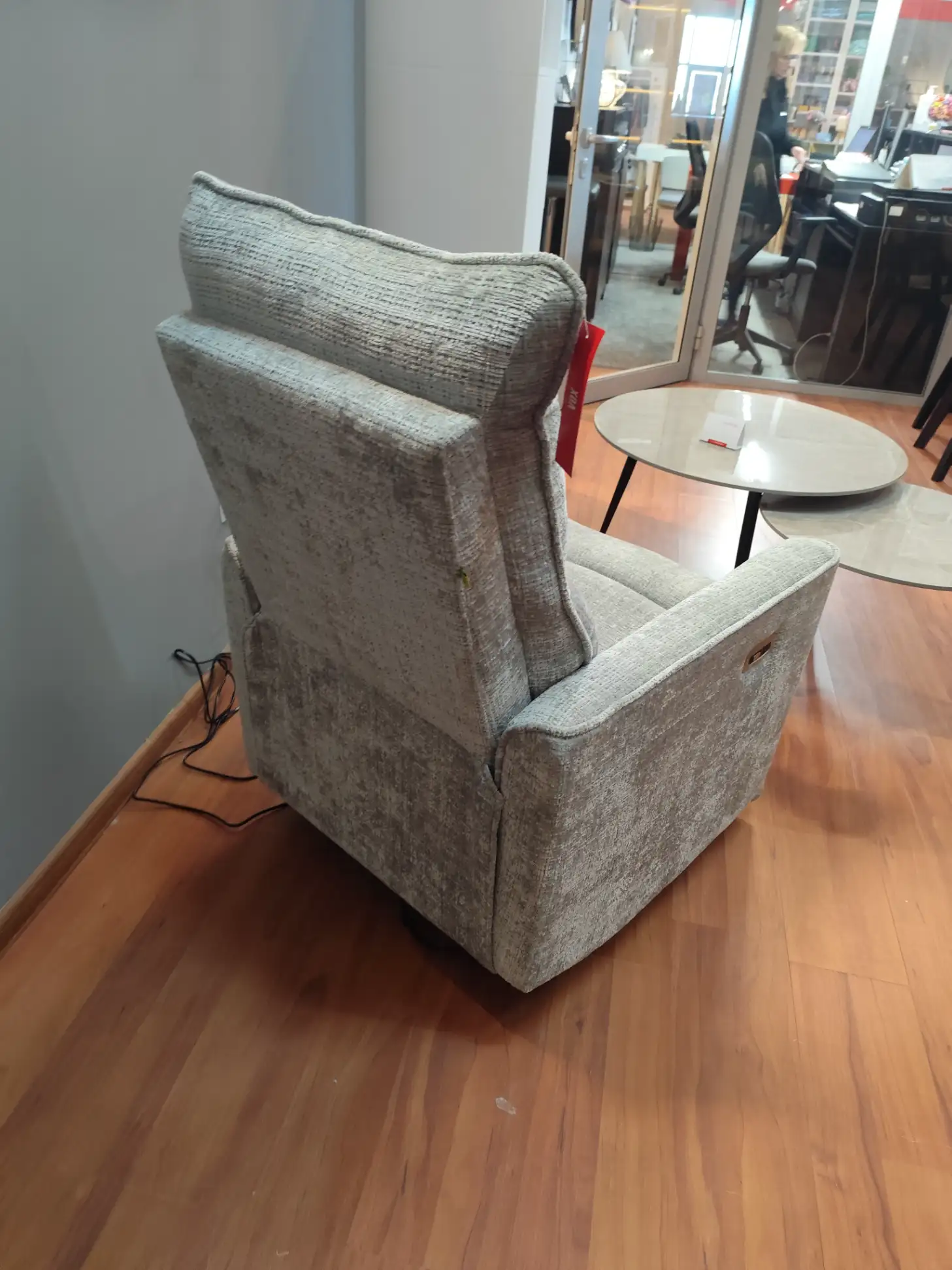 Meble Best Fotel z relaksem SOHO z funkcją relaks rozkładany elektryczny wypoczynkowy szary Meble Best Fotel z relaksem SOHO z funkcją relaks rozkładany elektryczny wypoczynkowy szary