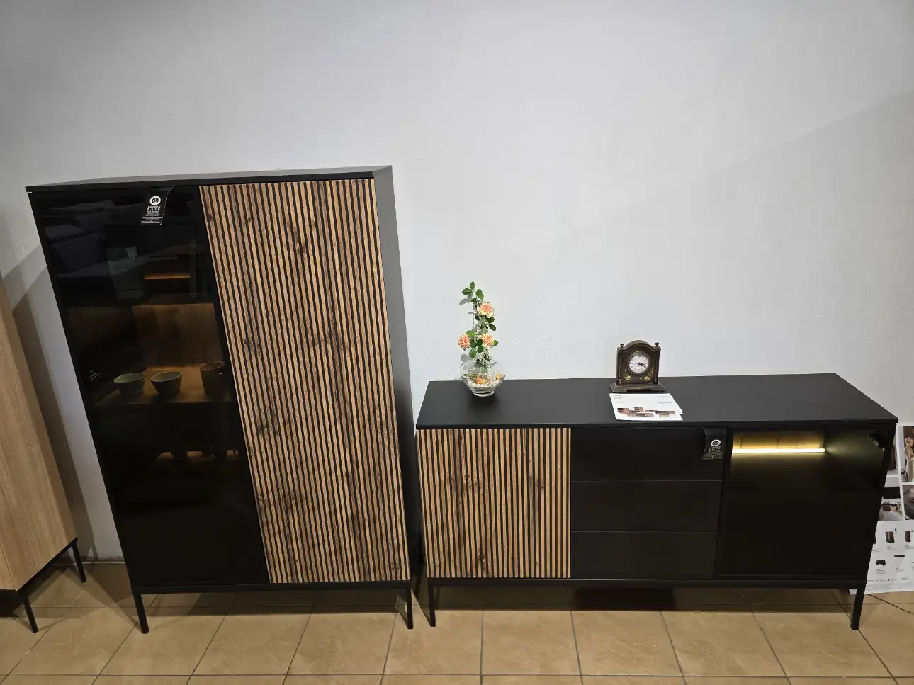 Piaski Meble Zestaw Mebli SENTO Komoda + Witryna (KSZ154 + WTSZ104)