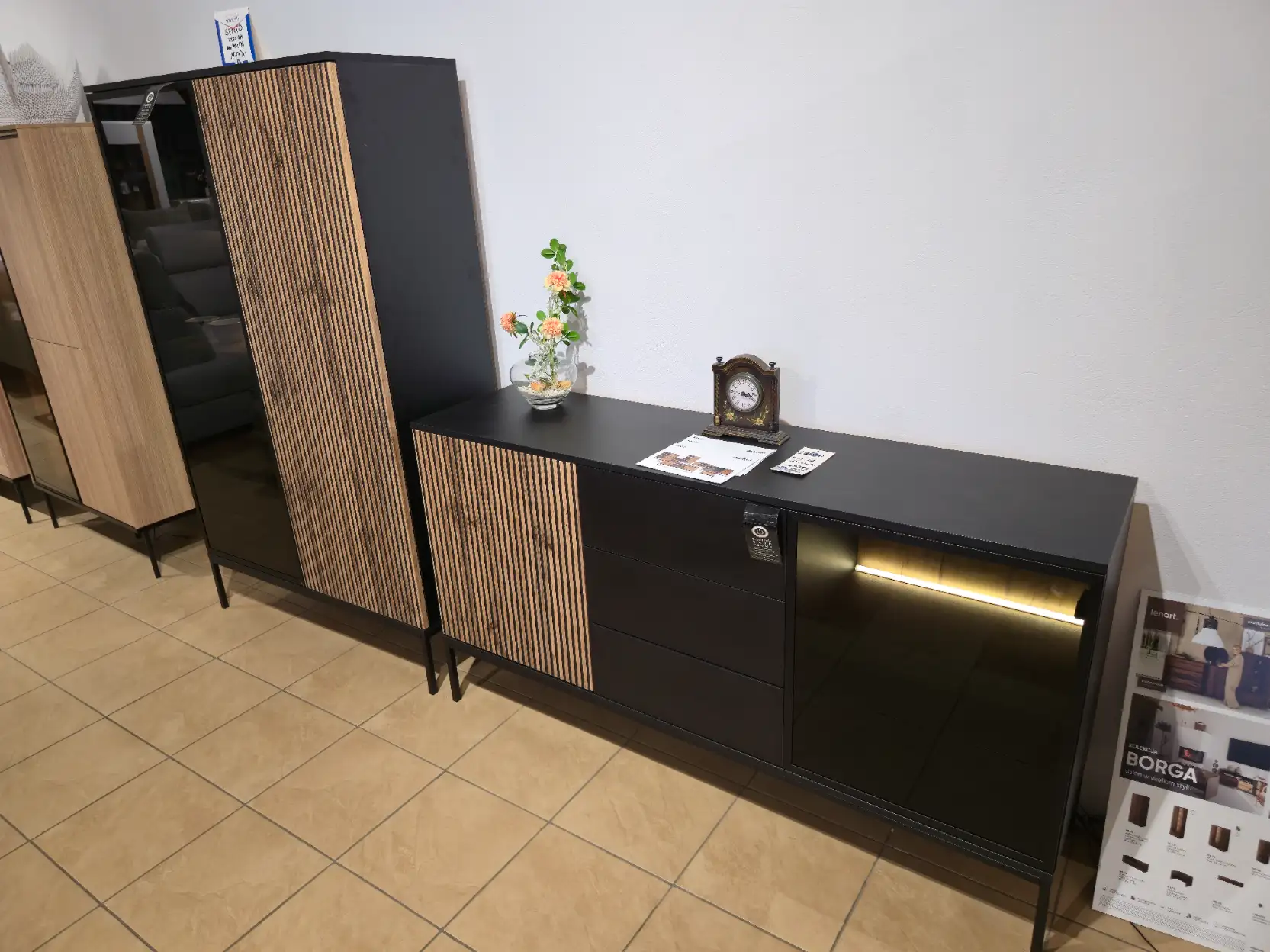 Piaski Meble Zestaw Mebli SENTO Komoda + Witryna (KSZ154 + WTSZ104)