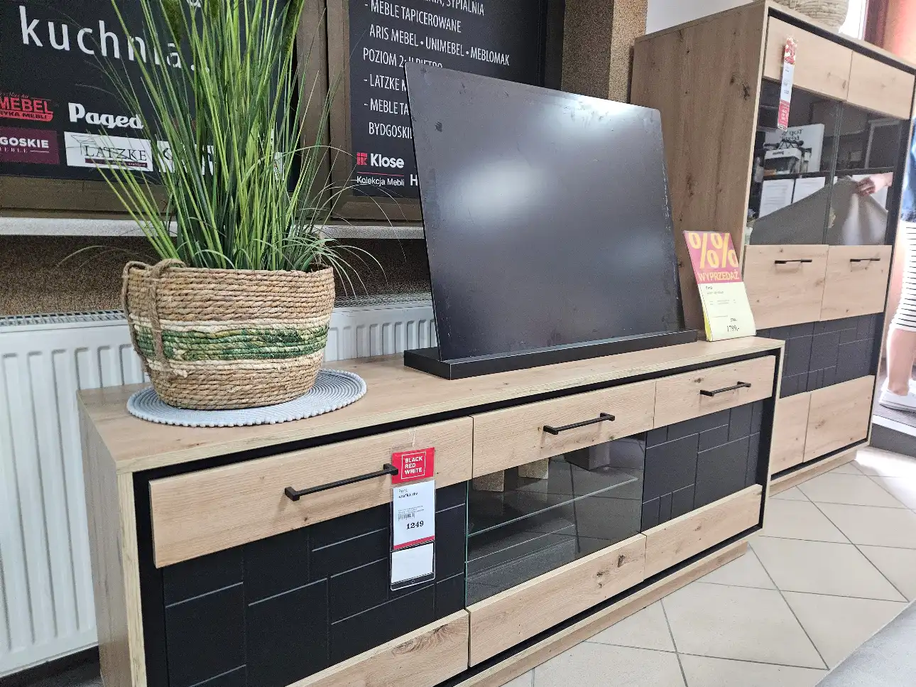 Komplet mebli PONT DĄB ARTISAN: szafka RTV +witryna BLACK RED WHITE