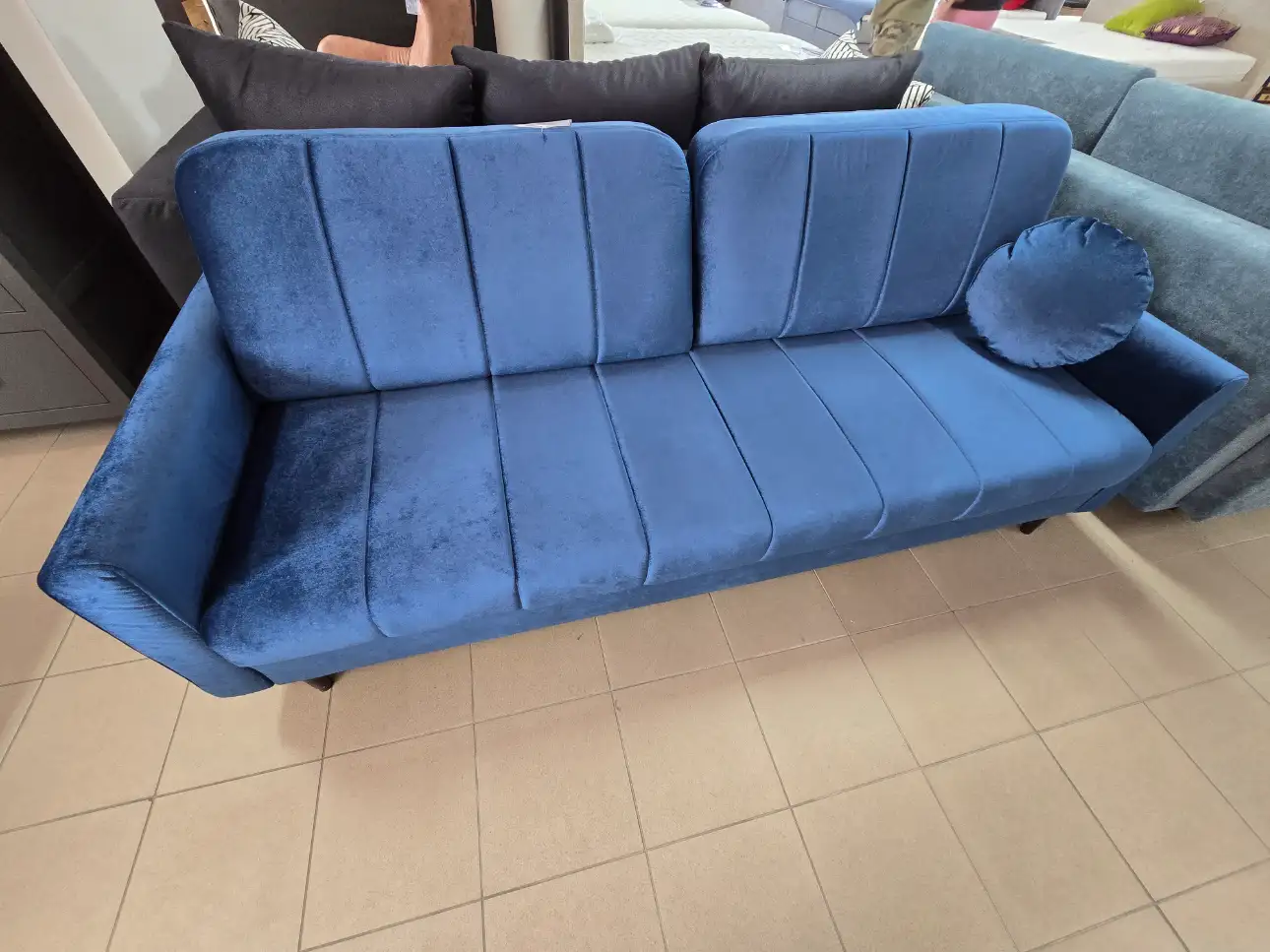 Black Red White Sofa LATINA kanapa z funkcją spania i pojemnikiem granatowa