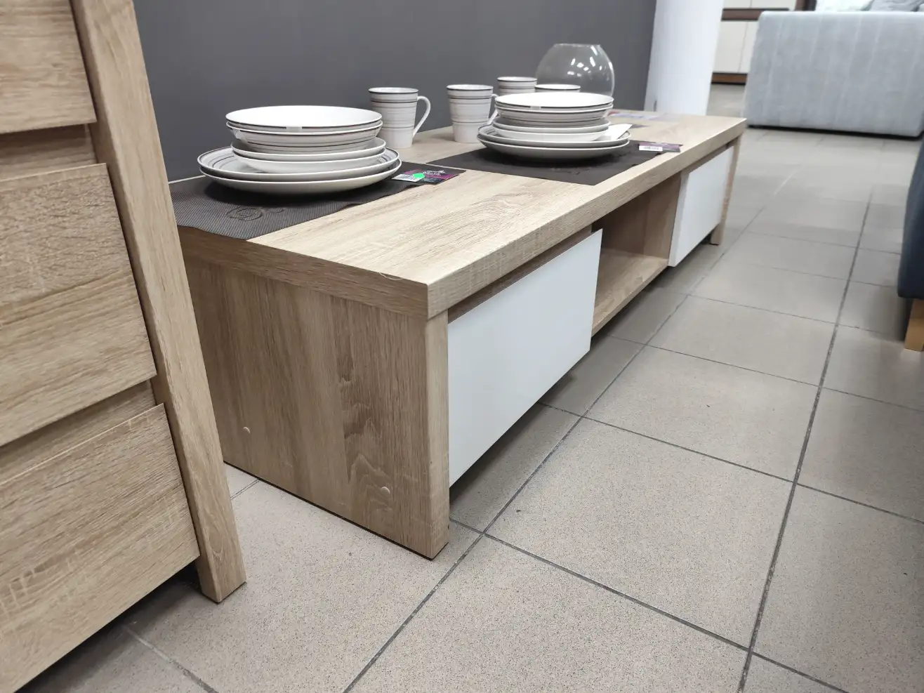 Black Red White Szafka RTV KASPIAN dąb sonoma / biały Black Red White Szafka RTV KASPIAN dąb sonoma / biały