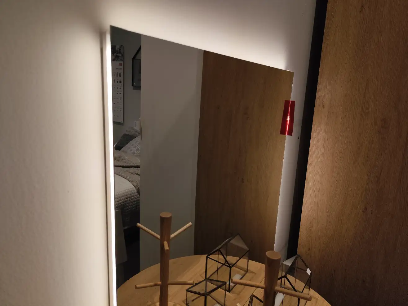 VOX Lustro SIMPLE podświetlane LED wiszące VOX Lustro SIMPLE podświetlane LED wiszące