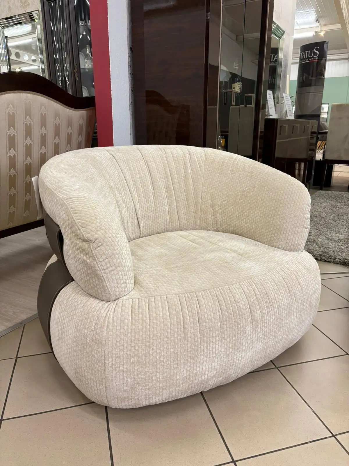 Max Divani Fotel DANA Luksusowy Fotel Włoski Premium – Made in Italy
