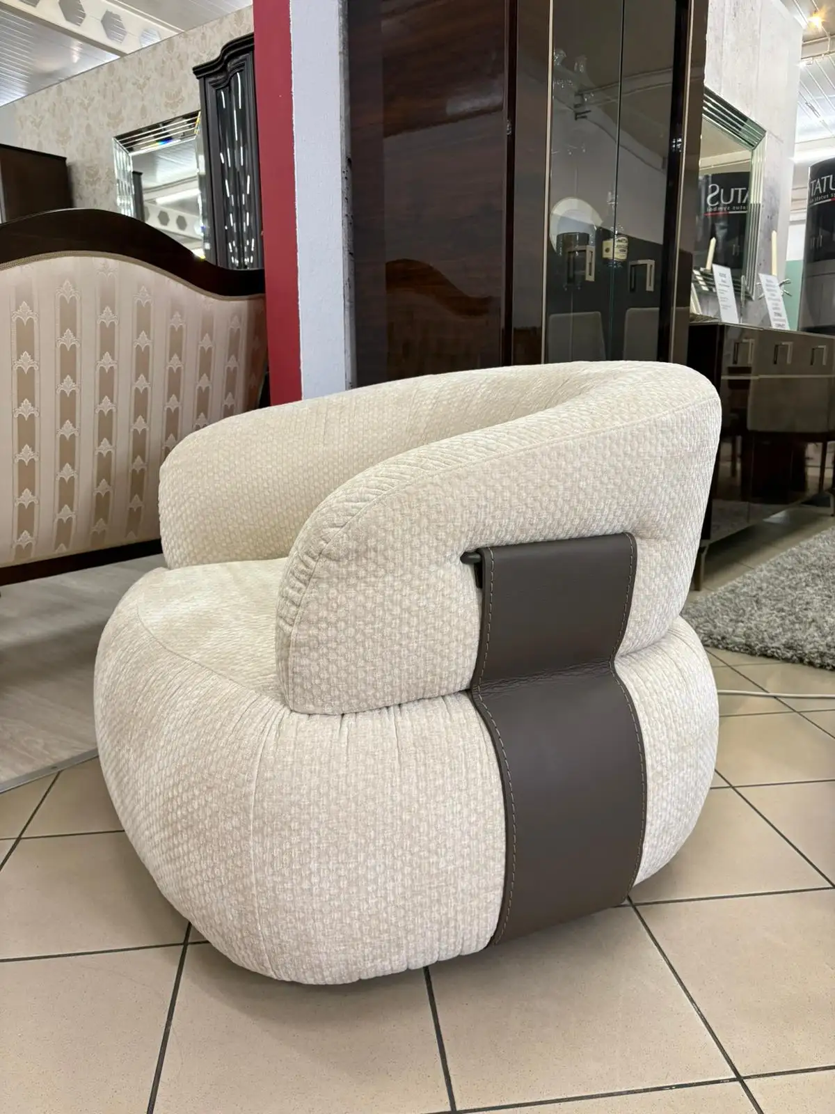 Max Divani Fotel DANA Luksusowy Fotel Włoski Premium – Made in Italy