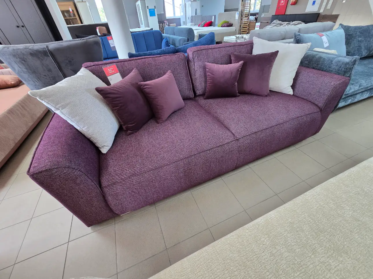 Black Red White Sofa KAMI z funkcja spania bordowa 