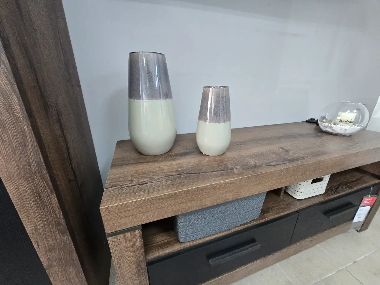 Zestaw dwóch wazonów ceramicznych czarno-szarych