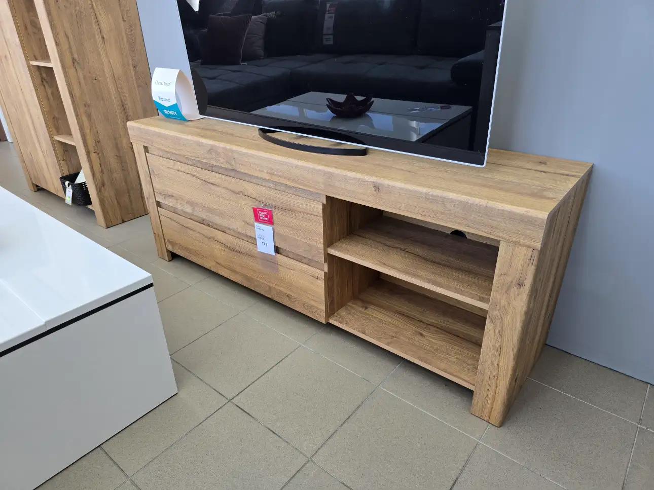 Black Red White Szafka RTV HOLTEN 156 cm z 2 szufladami i półką dąb waterford
