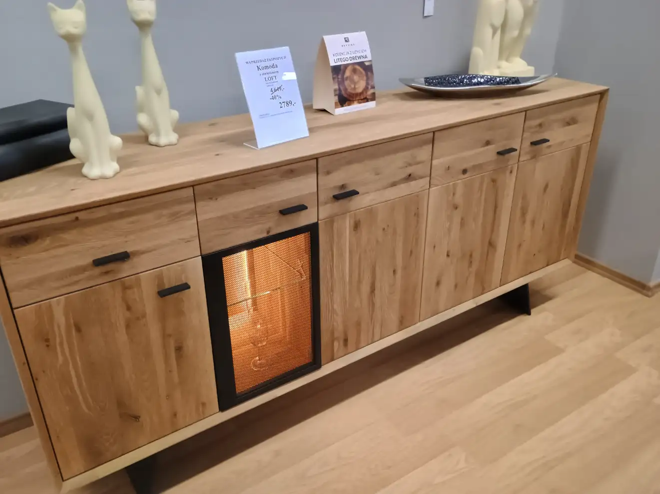 Krysiak komoda LOFT z oświetleniem LOF.013.DX