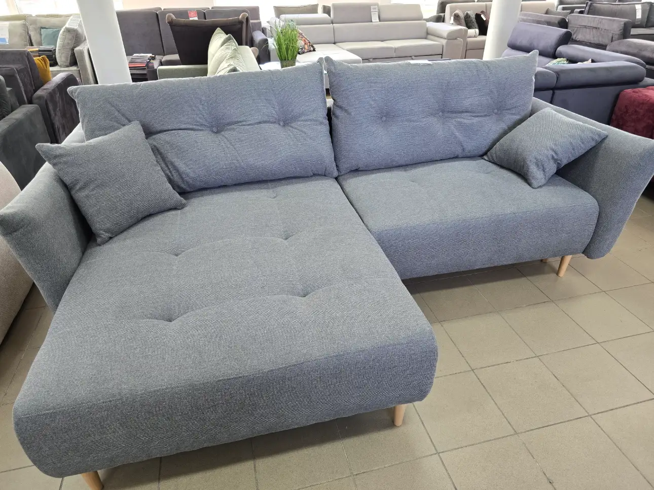 Narożnik RAIN z funkcją spania i pojemnikiem 270 x 170 cm