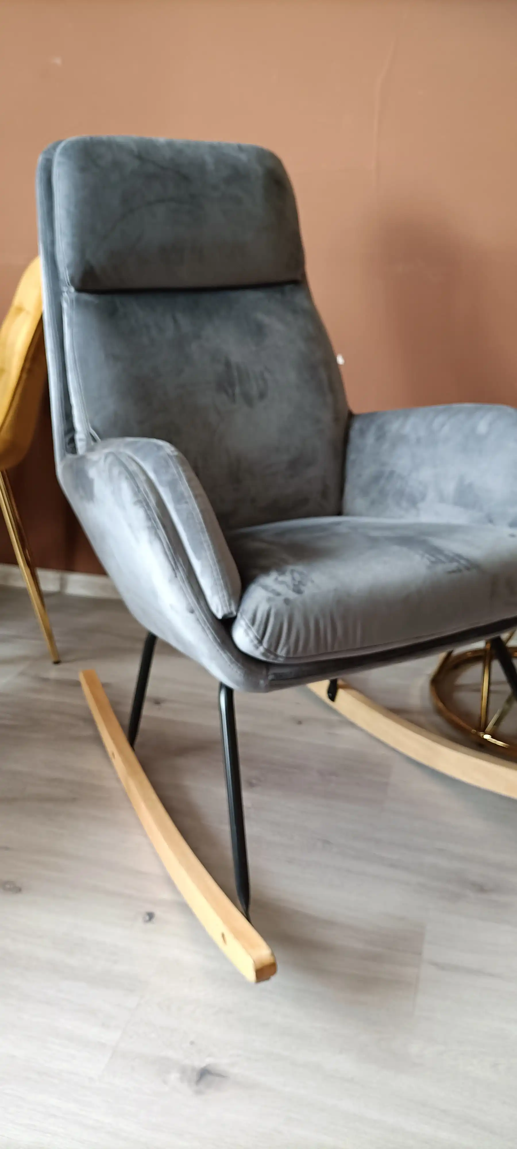 FOTEL BUJANY HOOVER