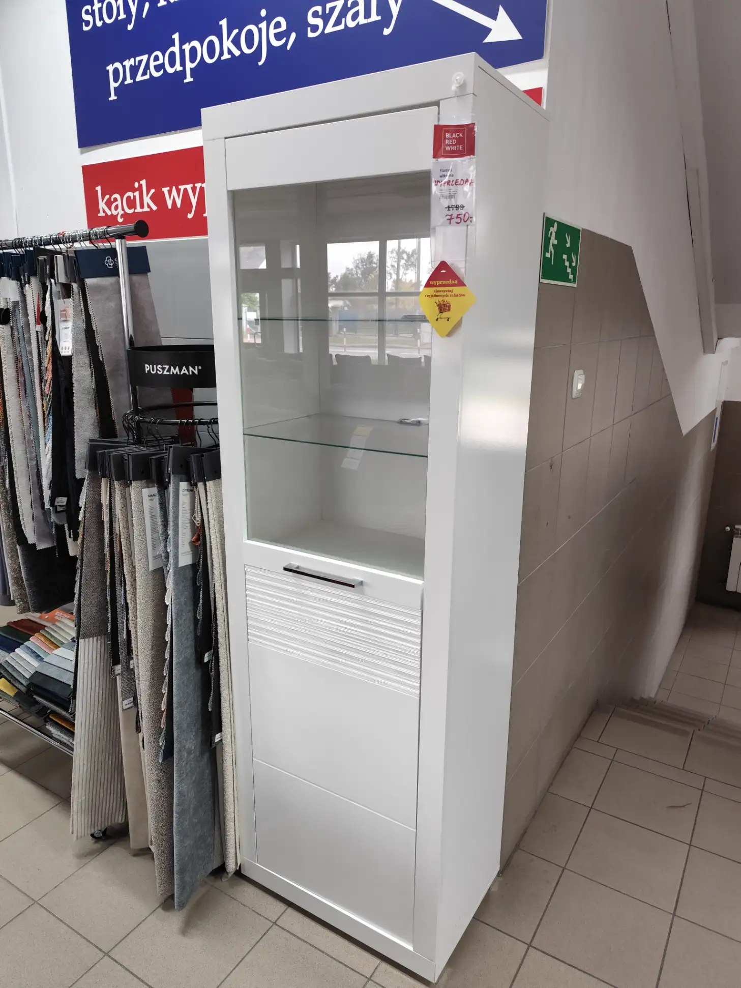 Black Red White Witryna FLAMES biała Black Red White Witryna FLAMES biała