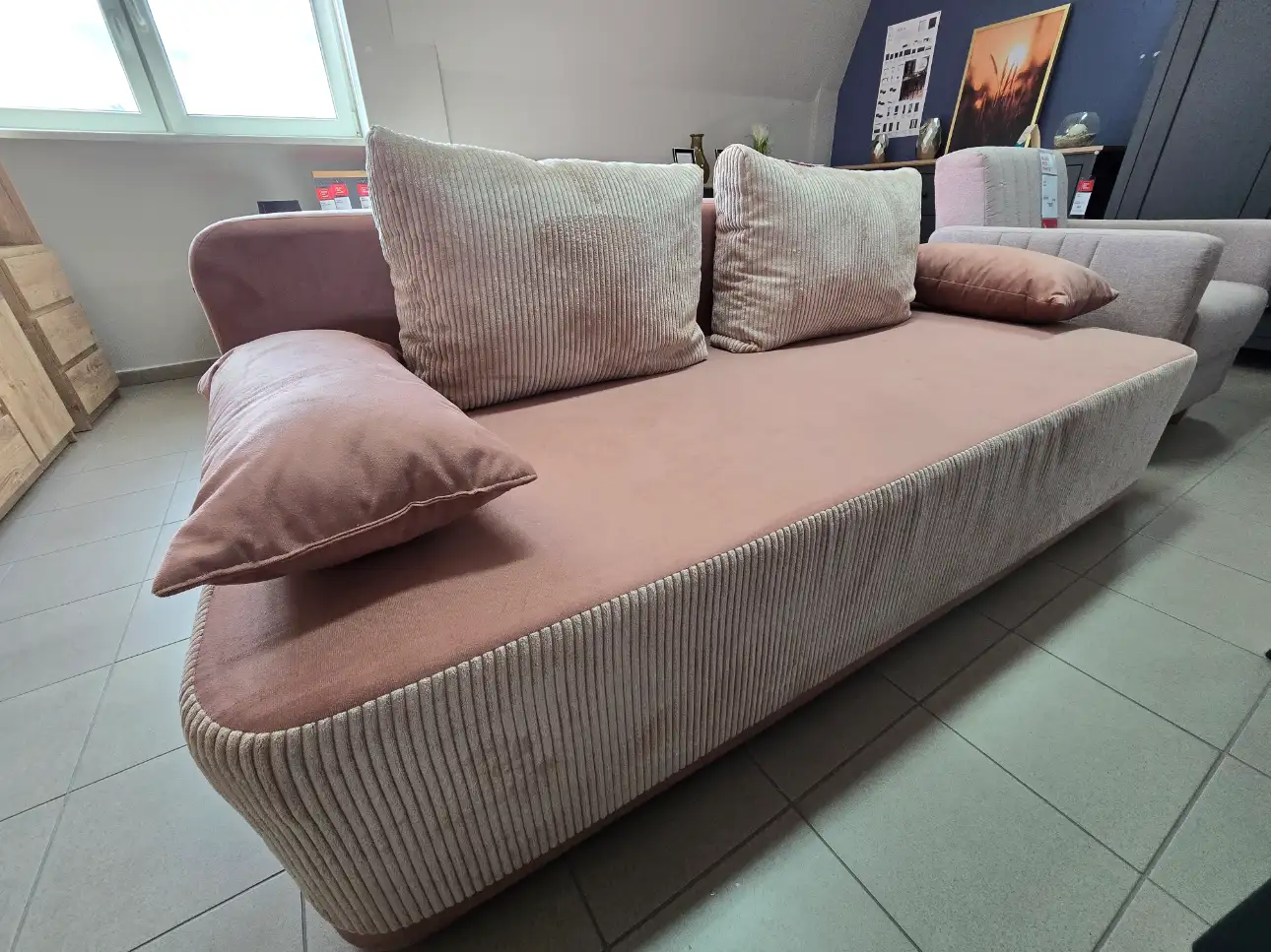 Black Red White Kanapa LESSI LUX sofa z funkcją spania sztruks pudrowy róż