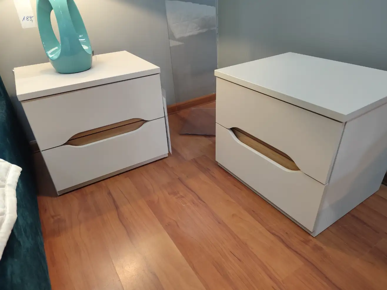 Szadka nocna EDWAL x2 sztuki zestaw Szadka nocna EDWAL x2 sztuki zestaw