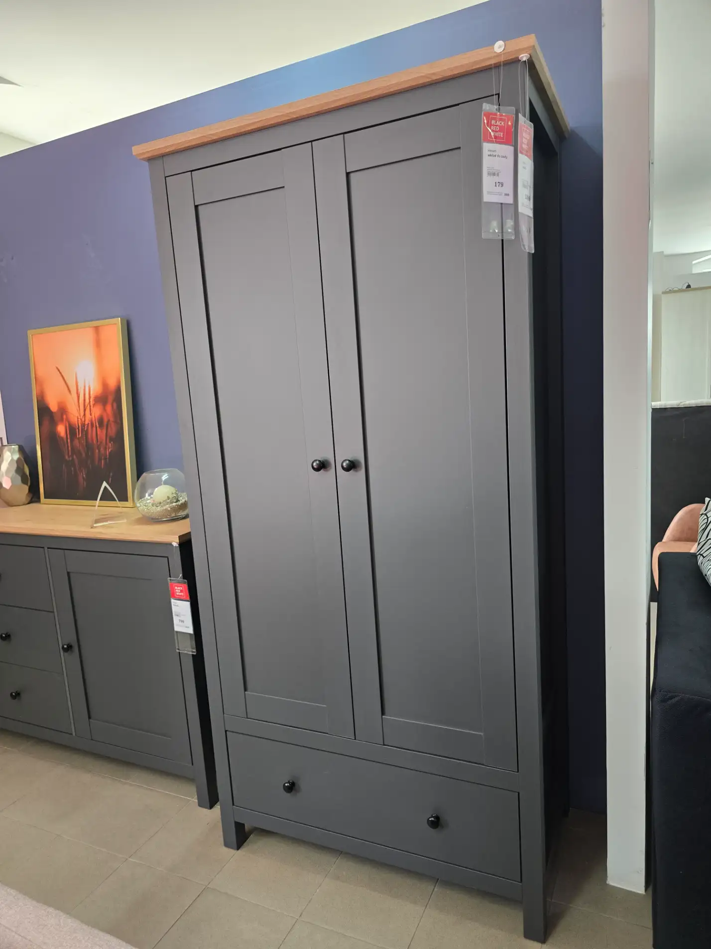 Black Red White Szafa HESEN dwudrzwiowa 101 cm grafit / dąb artisan + wkład