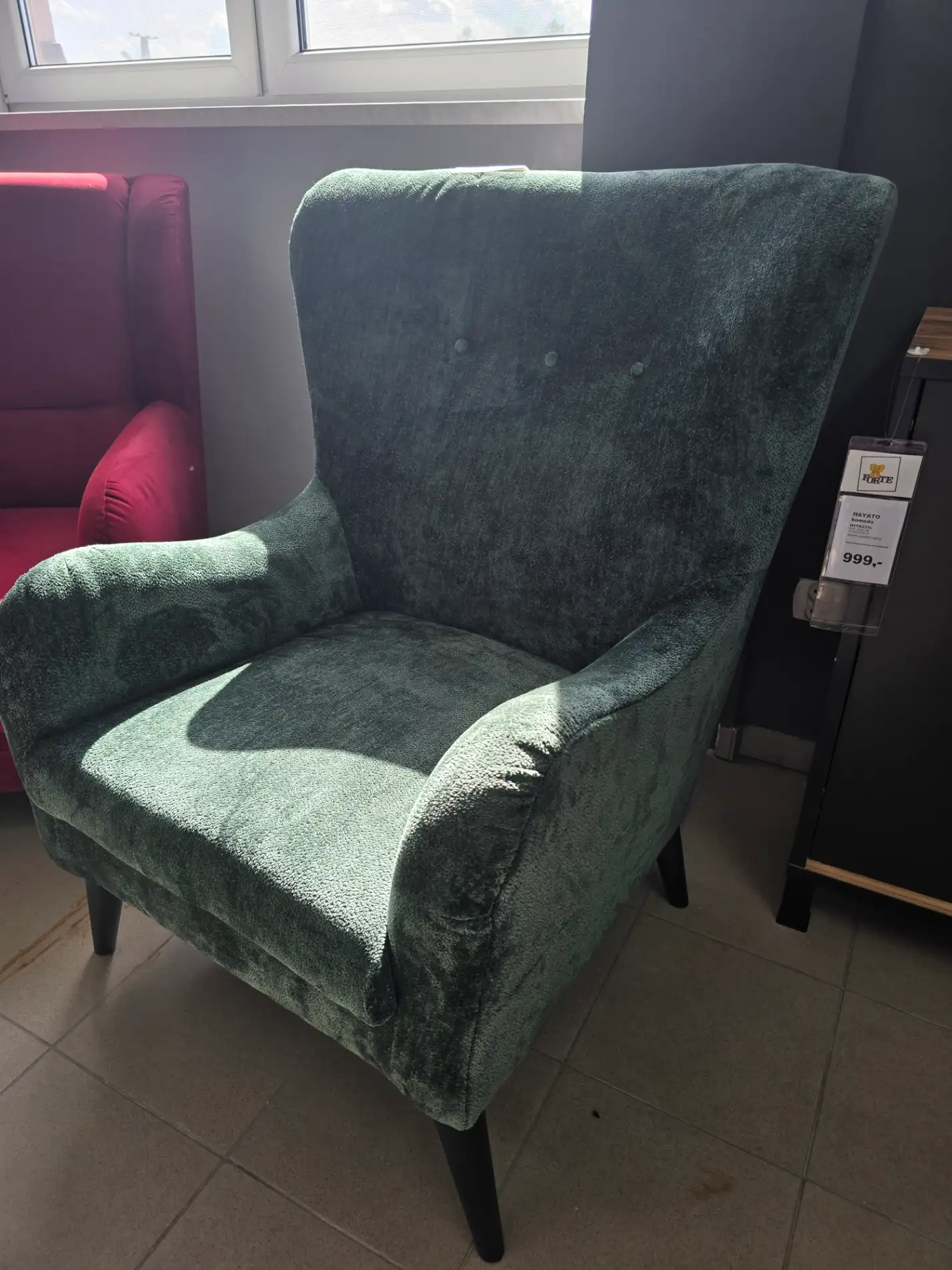 Black Red White Fotel uszak MOTI zielony 