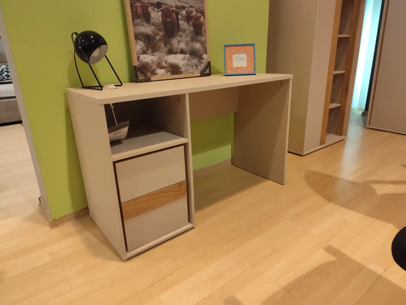 Forte Biurko WEXLIN WEXB222 nowoczesne młodzieżowe Forte Biurko WEXLIN WEXB222 nowoczesne młodzieżowe