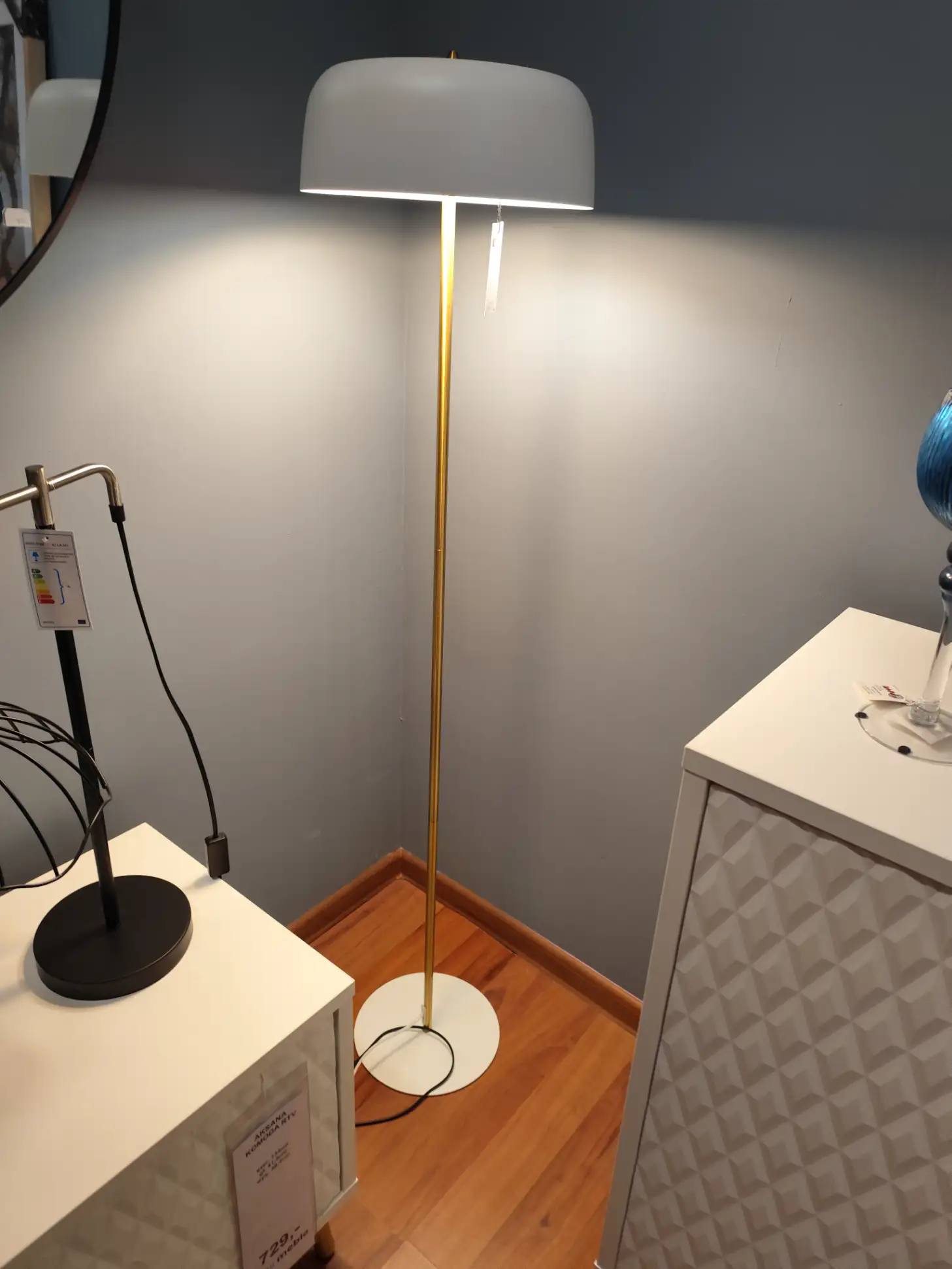 VOX Lampa podłogowa PLATA biała stojąca VOX Lampa podłogowa PLATA biała stojąca