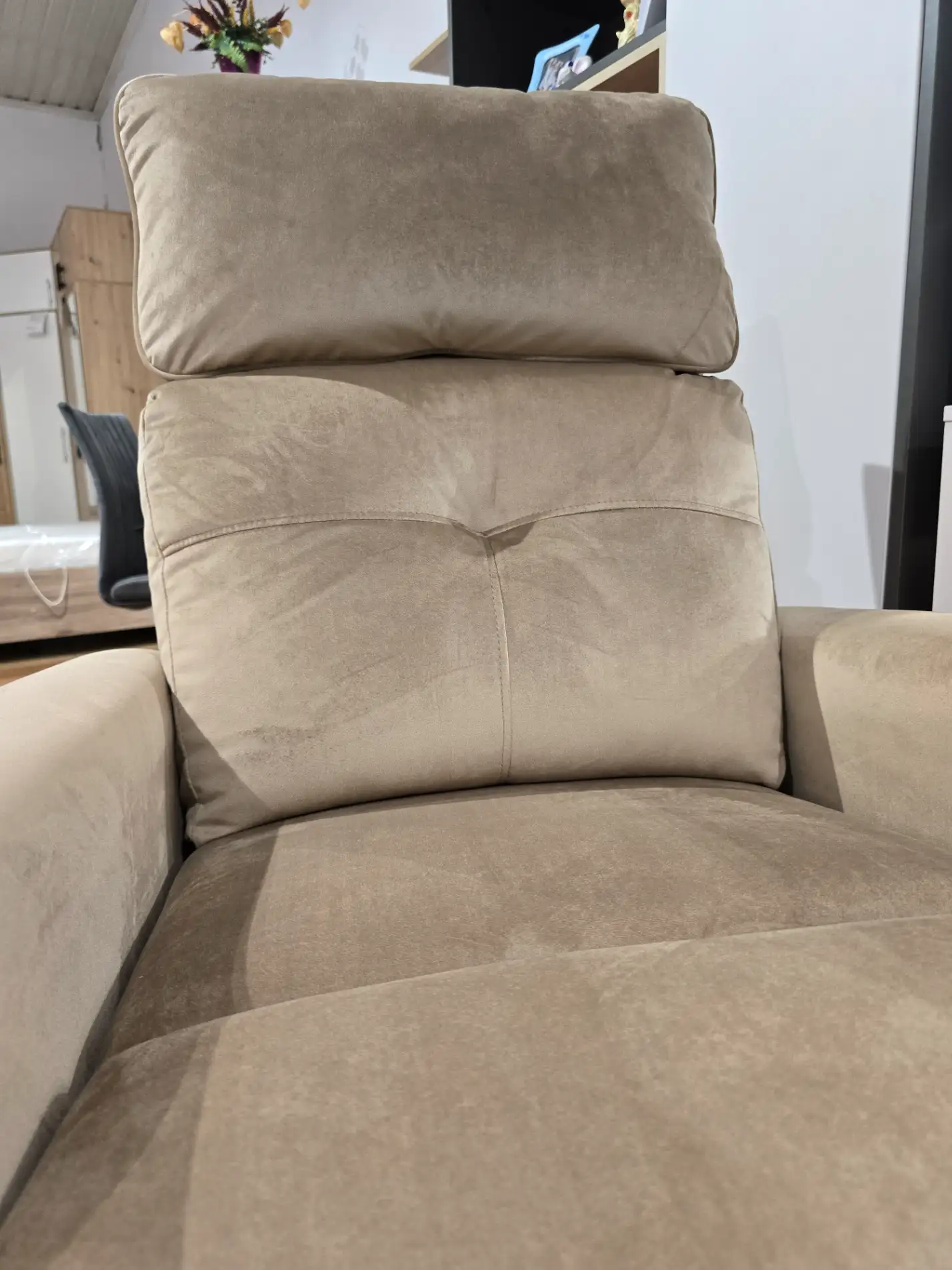 Halmar Fotel relaksSEMIR 2 wypoczynkowy czarny z funkcją elektrycznego rozkładania funkcja pionizacji funkcja masażu relax Halmar Fotel relaksSEMIR 2 wypoczynkowy czarny z funkcją elektrycznego rozkładania funkcja pionizacji funkcja masażu relax