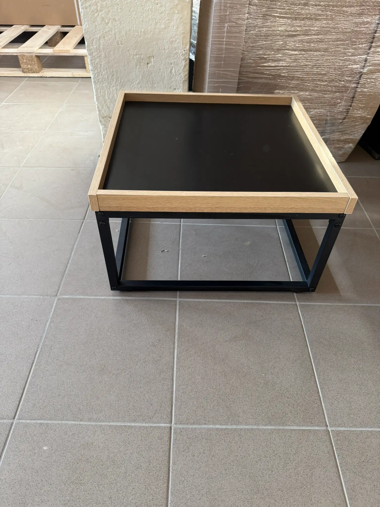 Stolik kawowy kwadratowy Vespa S