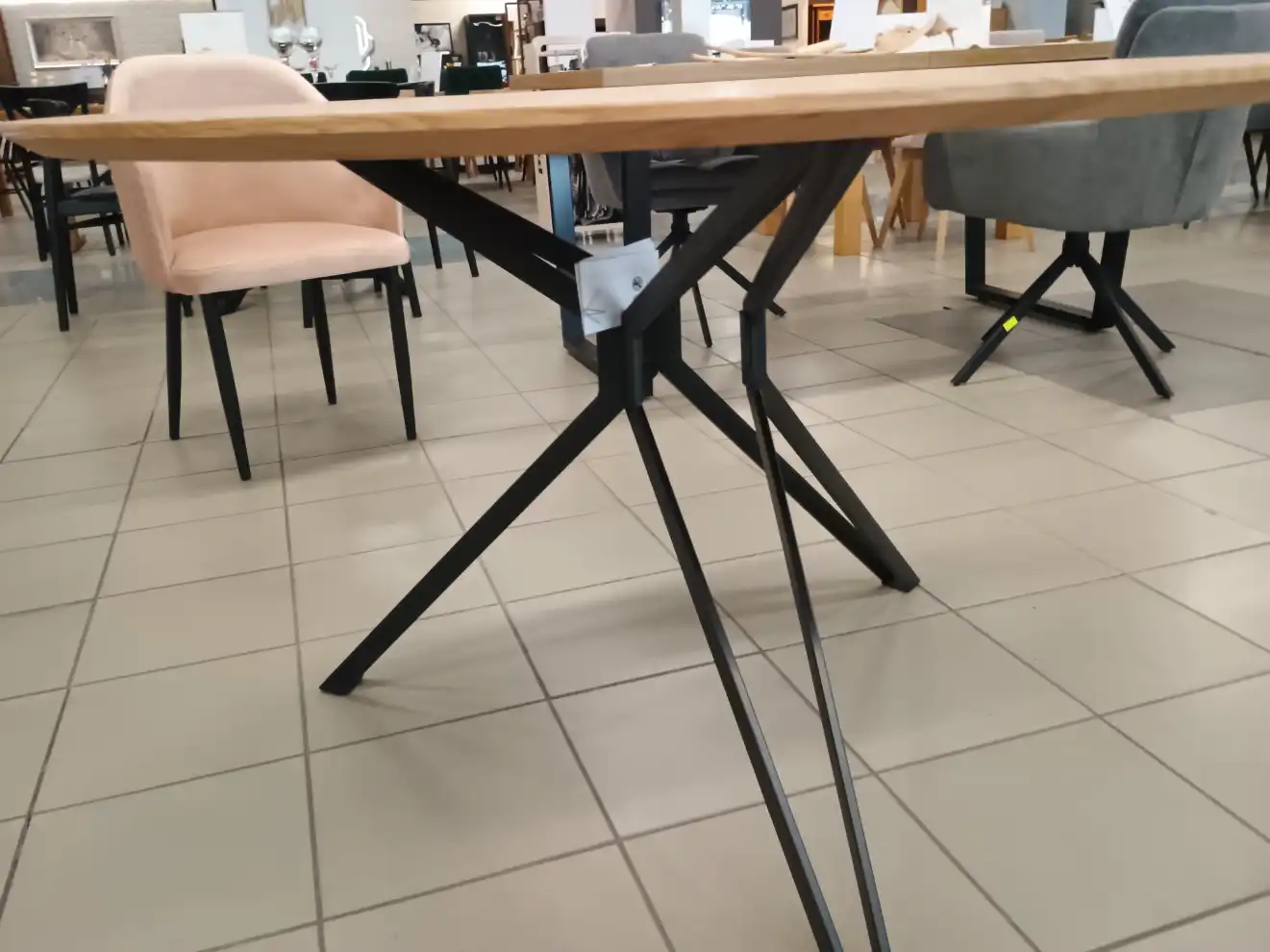 Halmar stół PIXEL