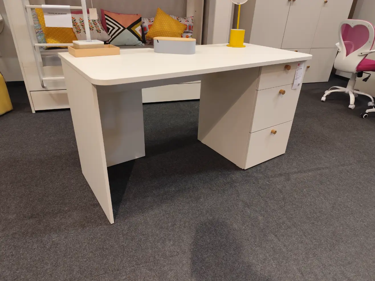 VOX Biurko RELI 140 cm prawe VOX Biurko RELI 140 cm prawe