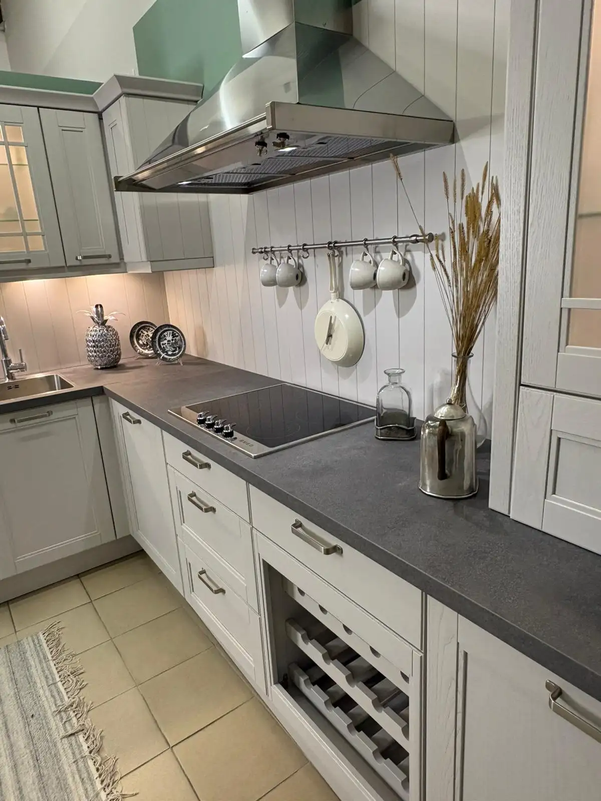 Nobilia Zestaw Mebli Kuchennych z litego drewna duża kuchnia w stylu prowansalskim Nobilia Zestaw Mebli Kuchennych z litego drewna duża kuchnia w stylu prowansalskim