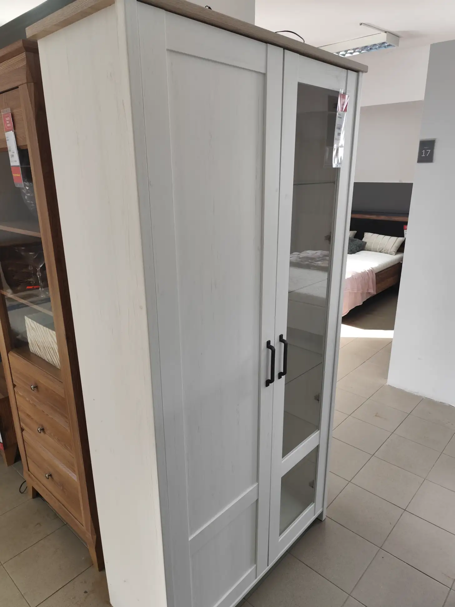 Black Red White Witryna LOKSA 102 cm z 2 drzwiami sosna andersen biała Black Red White Witryna LOKSA 102 cm z 2 drzwiami sosna andersen biała