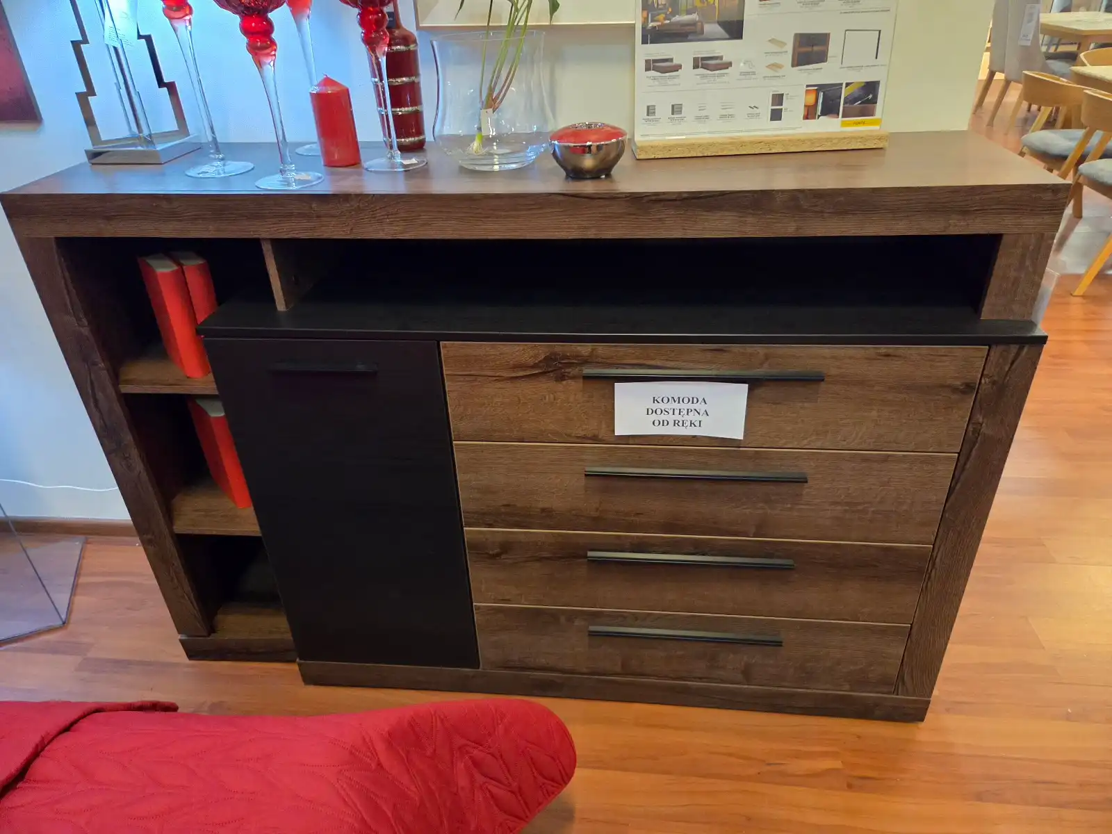 Szafa i komoda Bellevue FORTE