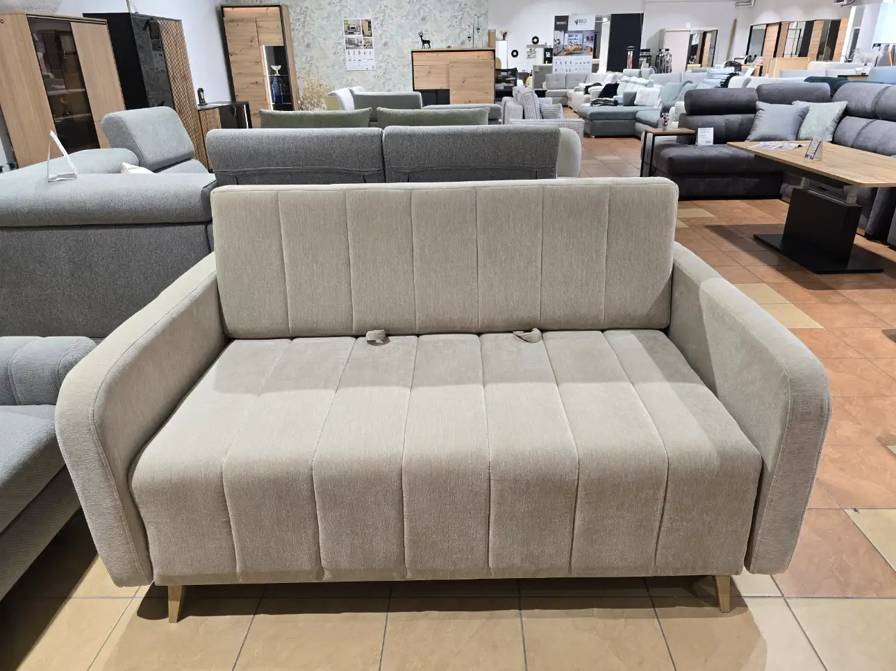 Nowoczesna Sofa MALTA 2,5R z funkcją spania i pojemnikiem