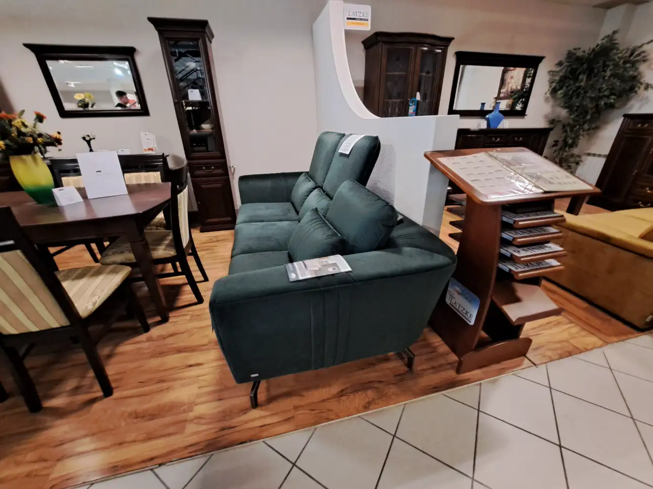 Meblomak Sofa LOANO tkanina velvet