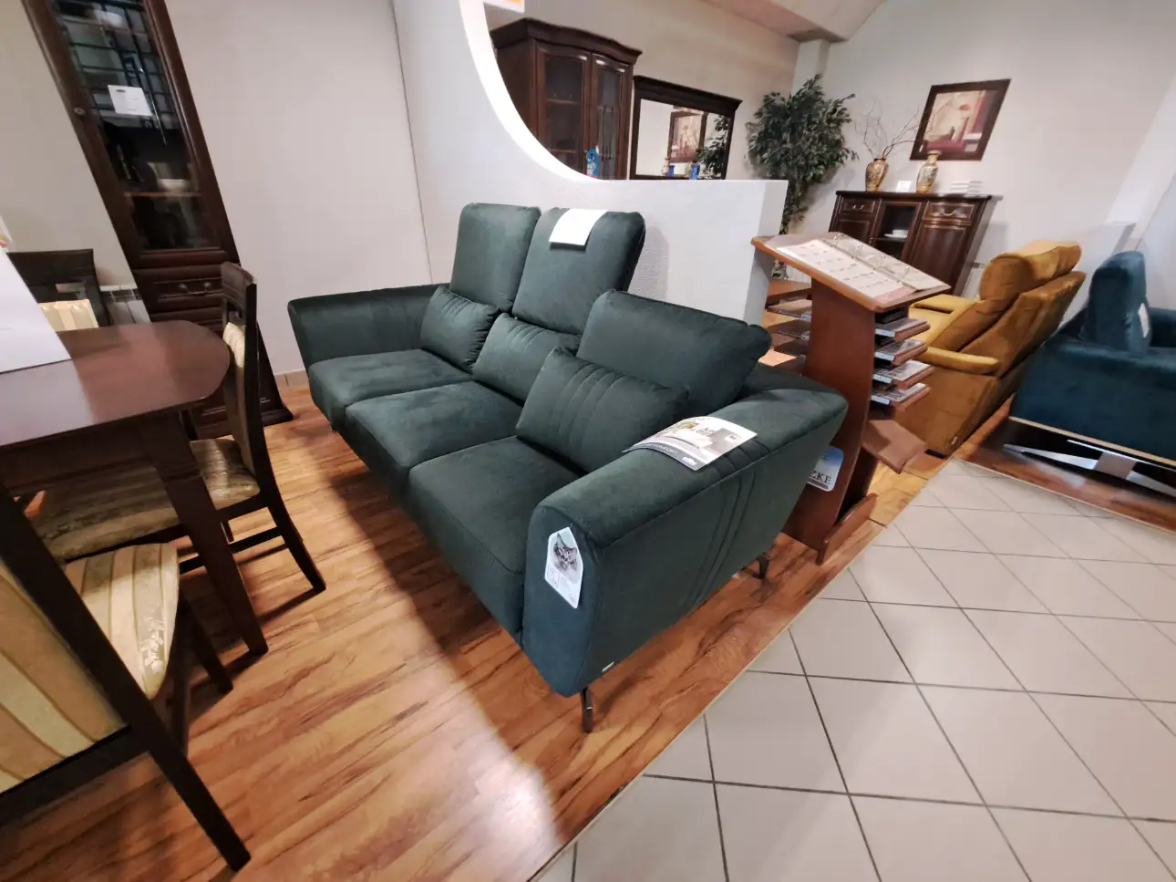 Meblomak Sofa LOANO tkanina velvet