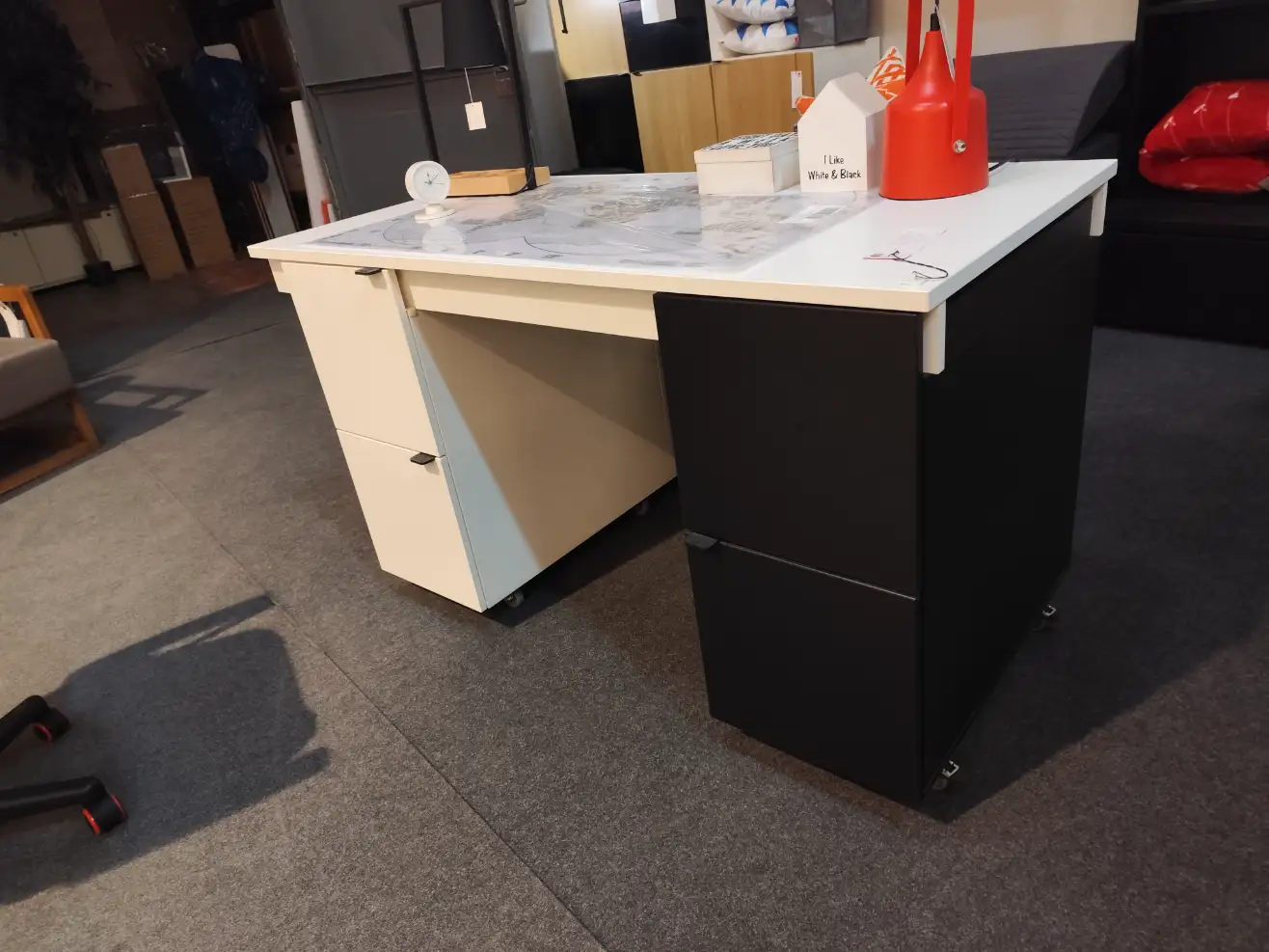 VOX Biurko YOUNG USERS TRANSFORMERS innowacyjne z białym blatem