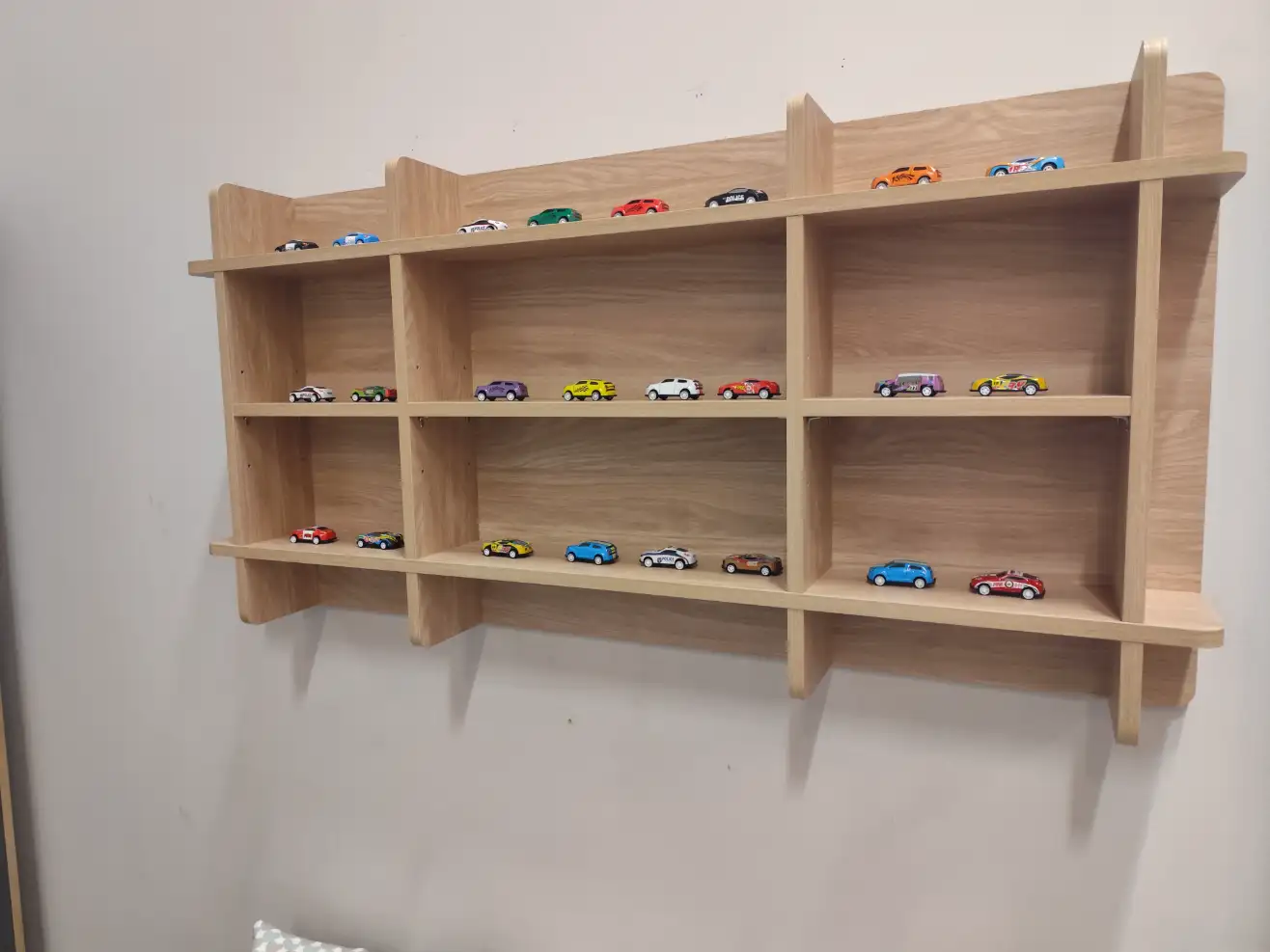 VOX Szafka kolekcjonerska MUVE wisząca VOX Szafka kolekcjonerska MUVE wisząca