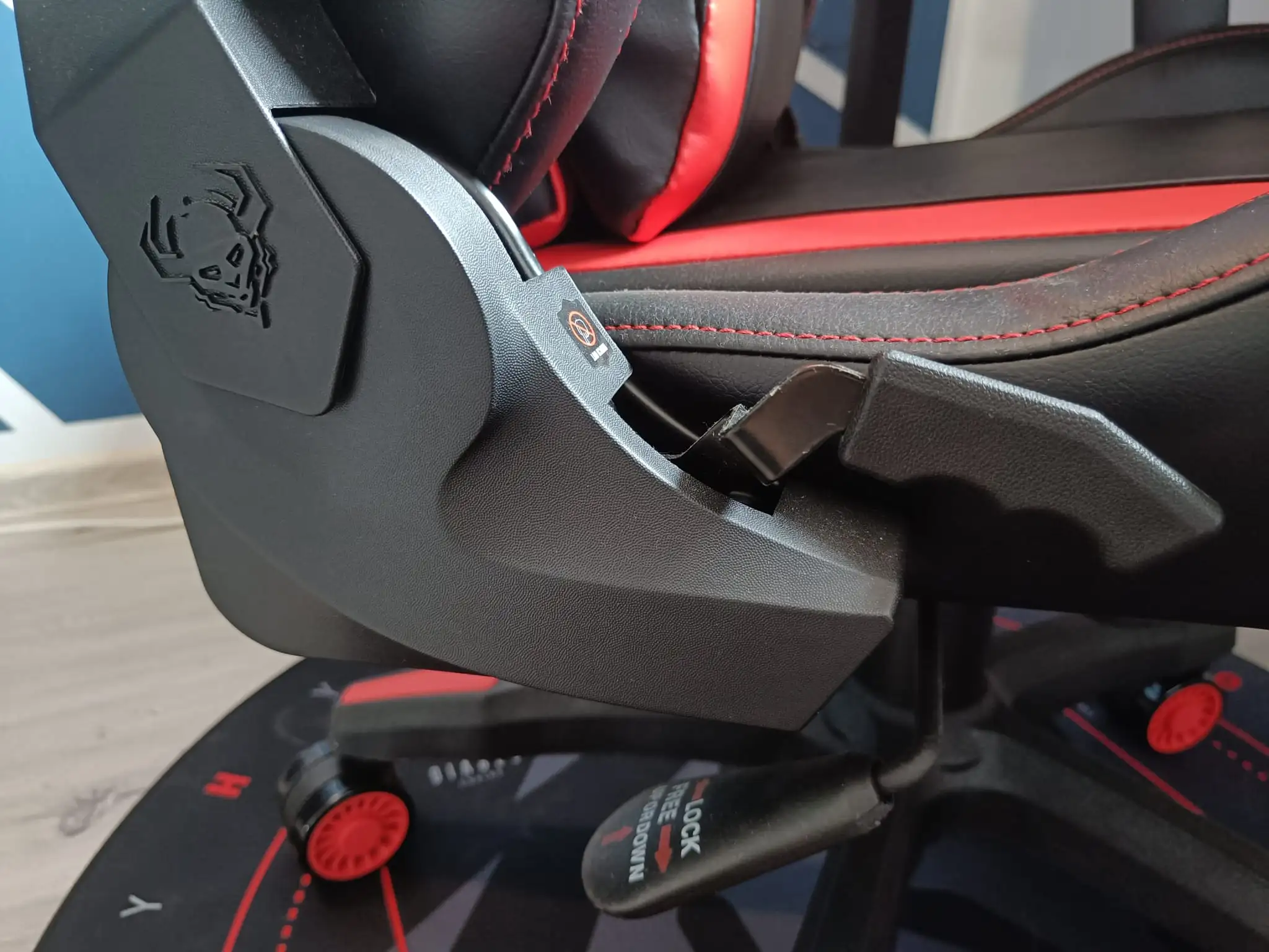 Fotel gamingowy DIABLO CHAIRS X-Horn Normal + Mata pod krzesło podłogowa ochronna GRATIS