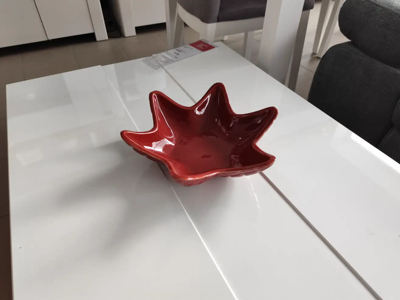 Patera Dekoracyjna czerwona misa muszelka