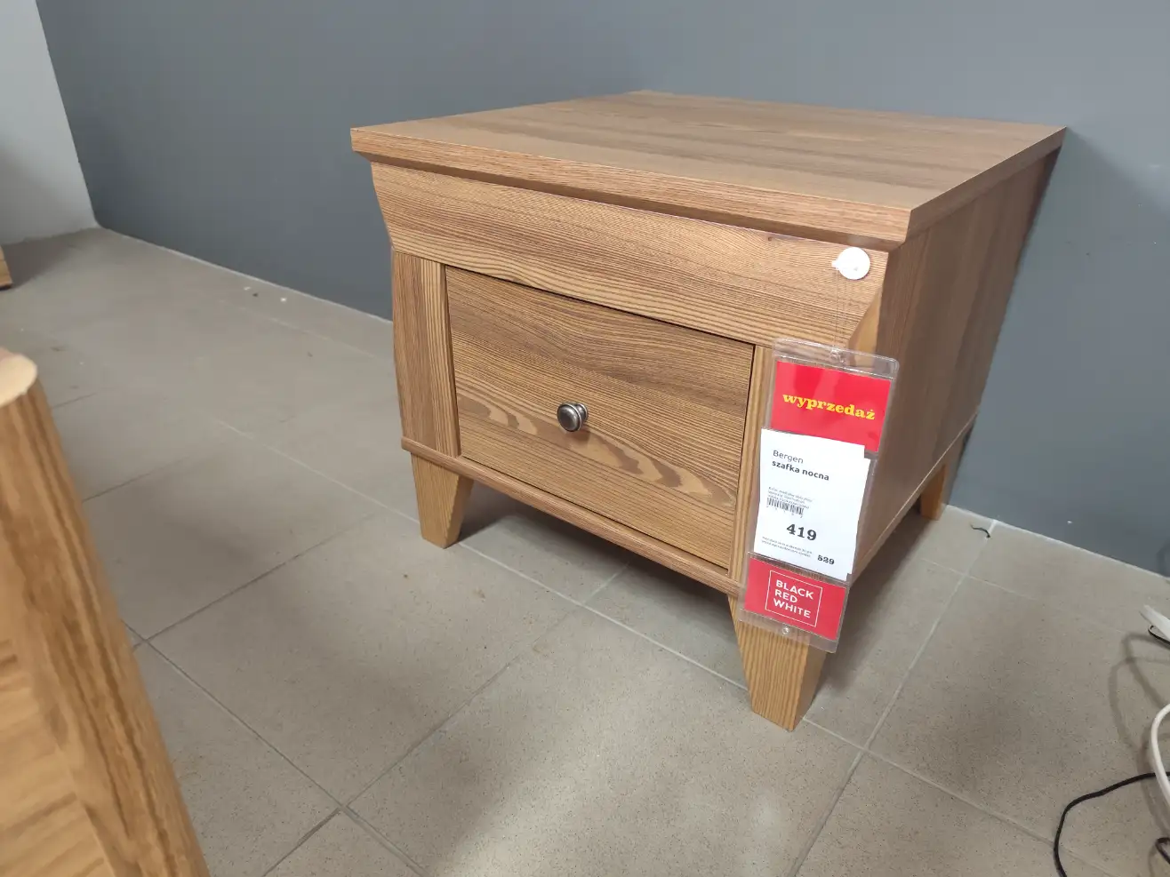 Black Red White Szafka Nocna BERGEN 50 cm z szufladą modrzew sibiu złoty Black Red White Szafka Nocna BERGEN 50 cm z szufladą modrzew sibiu złoty