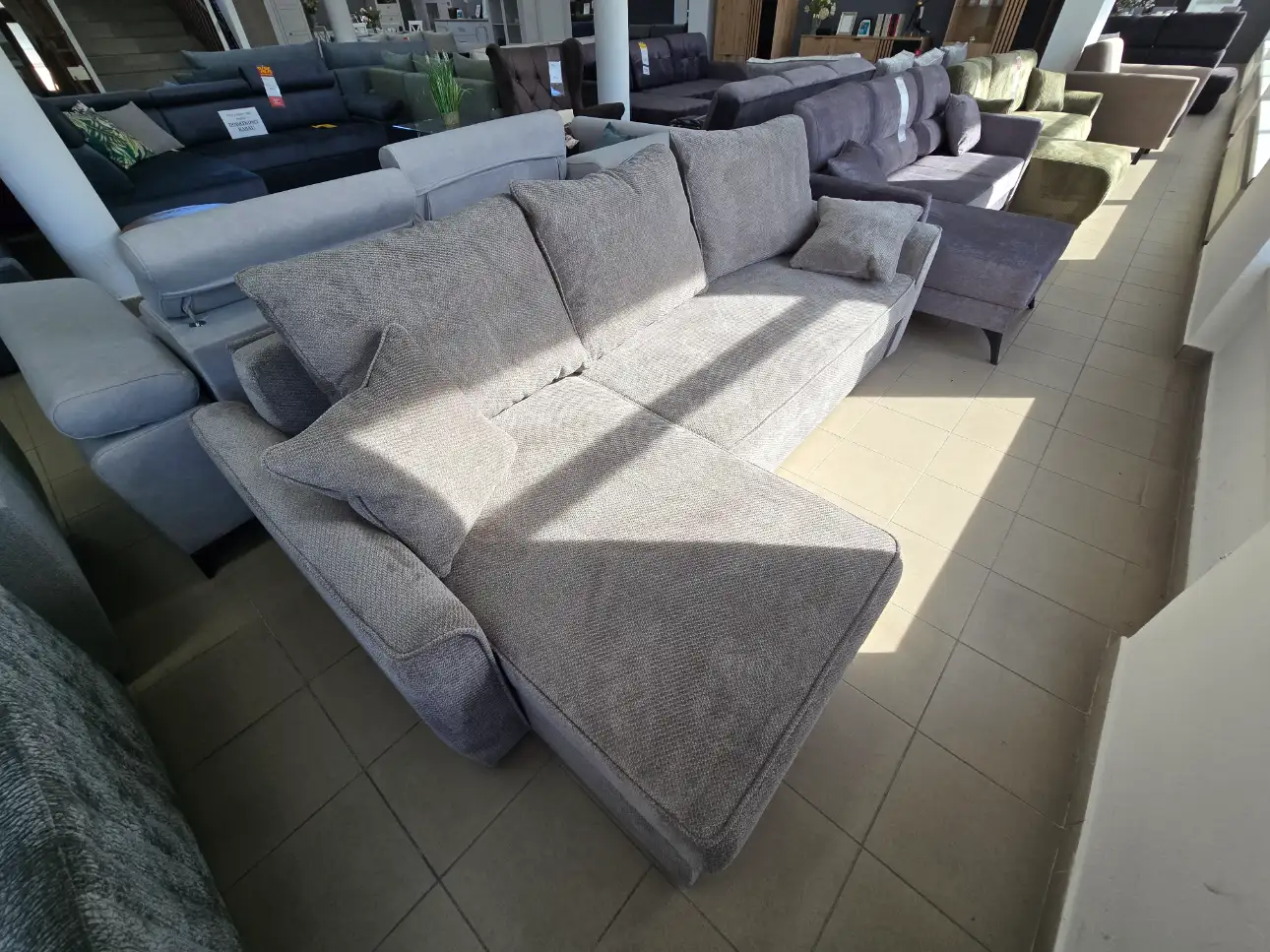 Meble Best Narożnik CORTEZ uniwersalny z funkcją spania i pojemnikiem 240 x 145 cm