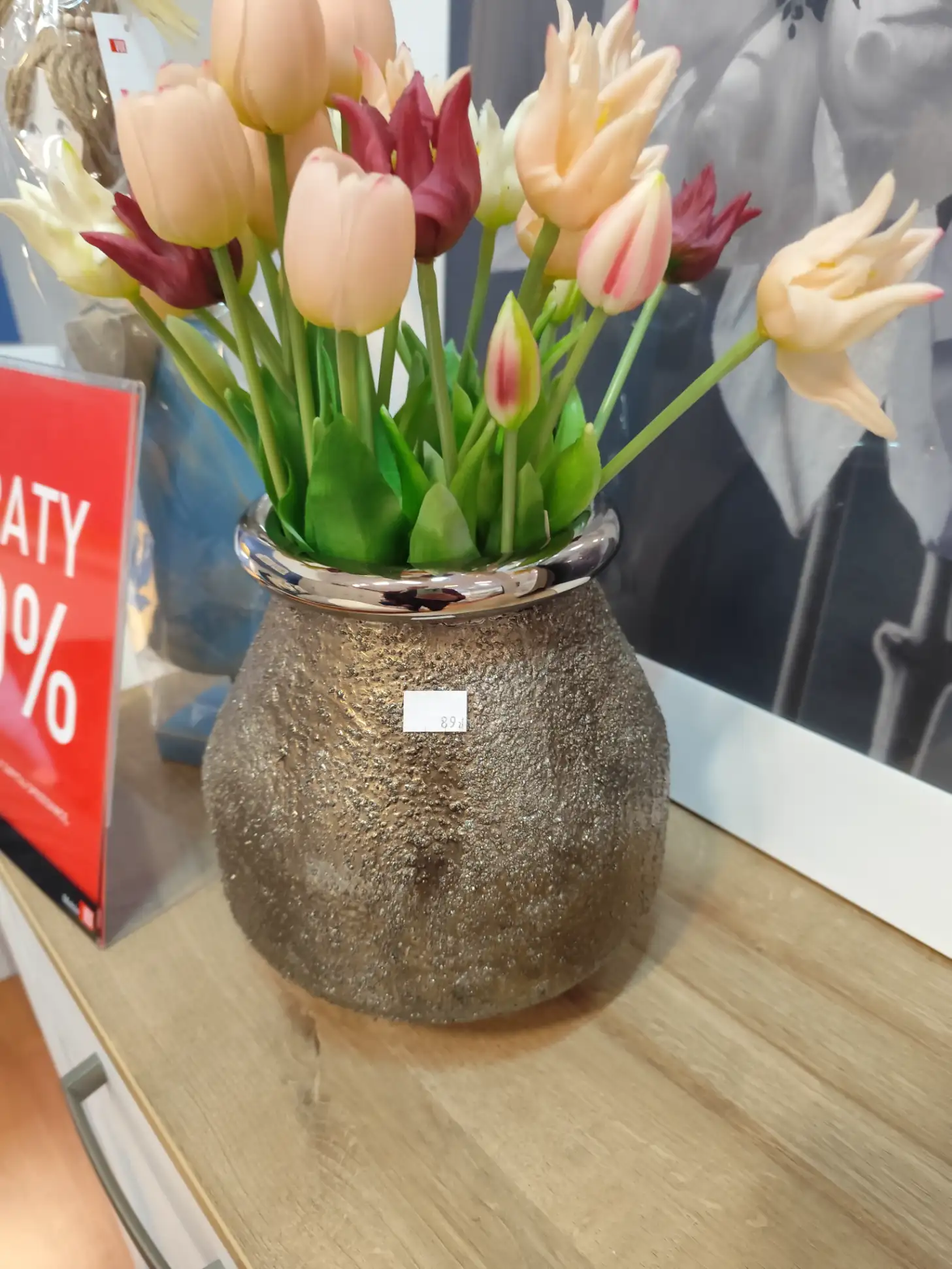 Stylowy srebrny wazon ceramiczny Stylowy srebrny wazon ceramiczny